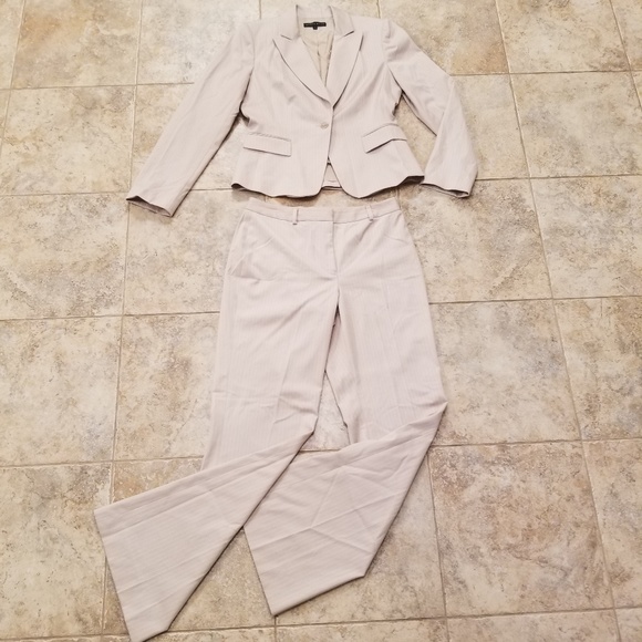 ANTONIO MELANI Jackets & Blazers - Antonio Melani Great Condition Tan Pant Suit